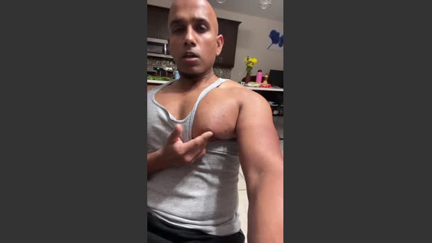 Beachmusclefit suckcock Webcam SHOW @ Cam4 08-09-2025