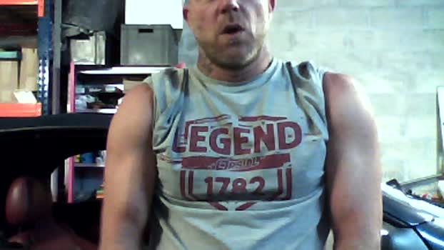 xxxironggxxx suck Webcam SHOW @ Cam4 08-09-2025