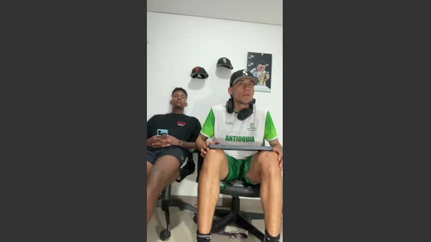 Total_Control suckcock Webcam SHOW @ Cam4 10-09-2025