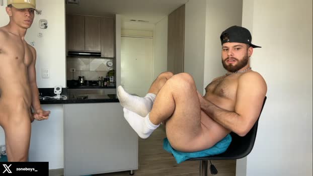 zoneboys_ moan Webcam SHOW @ Cam4 10-09-2025