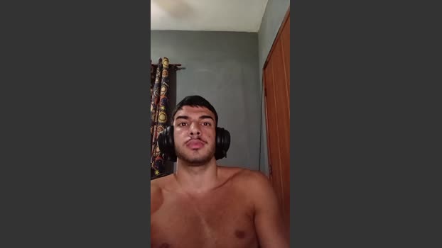 robsonhaha Topless Webcam SHOW @ Cam4 14-09-2025