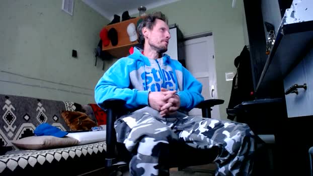 c_h9w2d7p5 Video Webcam SHOW @ Cam4 14-09-2025