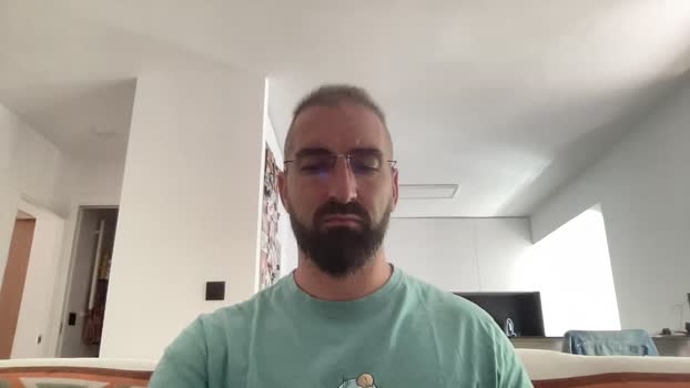 v1c70r1985 naked Webcam SHOW @ Cam4 15-09-2025