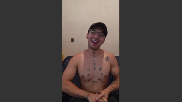 omar__valencia deep Webcam SHOW @ Cam4 16-09-2025