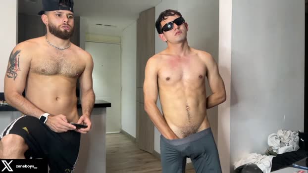 zoneboys_ big Webcam SHOW @ Cam4 16-09-2025