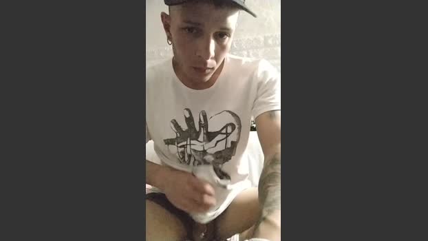 Emaa21c handsome Webcam SHOW @ Cam4 18-09-2025