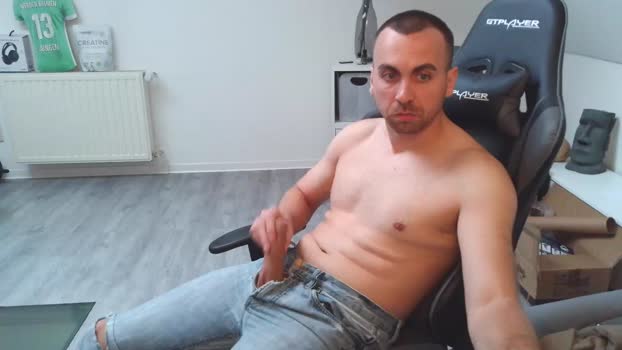 Jeansjunge96 horny Webcam SHOW @ Cam4 20-09-2025