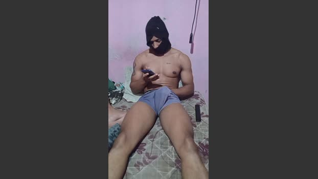 Shiryu73 sexyfeet Webcam SHOW @ Cam4 20-09-2025
