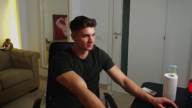 MaxKaidenn skinny Webcam SHOW @ Cam4 22-09-2025