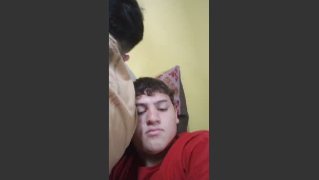 Frannz kissing Webcam SHOW @ Cam4 29-09-2025
