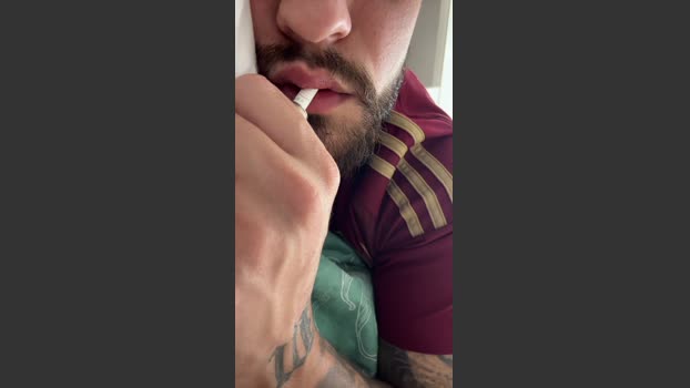 belloscroto fingering Webcam SHOW @ Cam4 30-09-2025