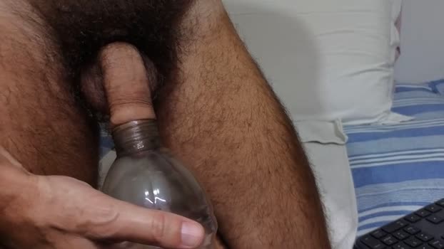 hairycerberus fuckass Webcam SHOW @ Cam4 01-10-2025