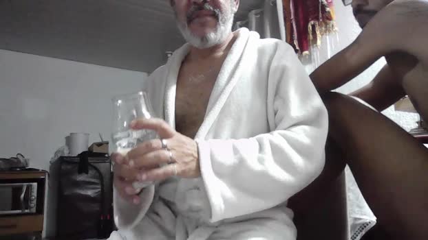 Duplaperfeita kissing Webcam SHOW @ Cam4 04-10-2025