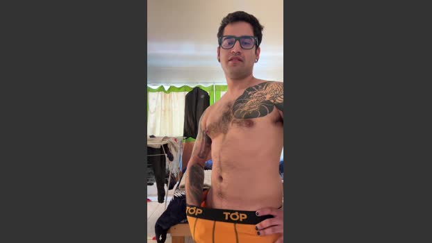 Iansierraz beautiful Webcam SHOW @ Cam4 04-10-2025