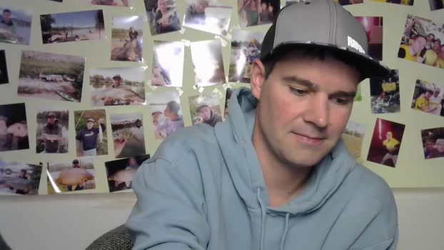 Gaga_is_back handsome Webcam SHOW @ Cam4 08-10-2025