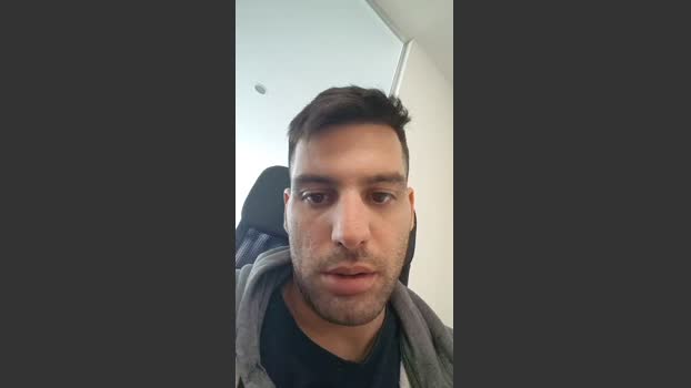 italian_bull1 Video Webcam SHOW @ Cam4 09-10-2025