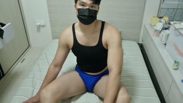 blfu1992 bigtoys Webcam SHOW @ Cam4 10-10-2025