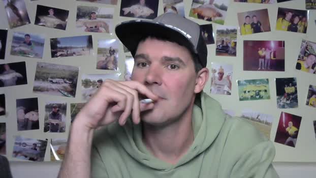 Gaga_is_back fuckhard Webcam SHOW @ Cam4 11-10-2025