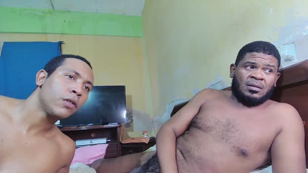 cometa2673 bigload Webcam SHOW @ Cam4 12-10-2025