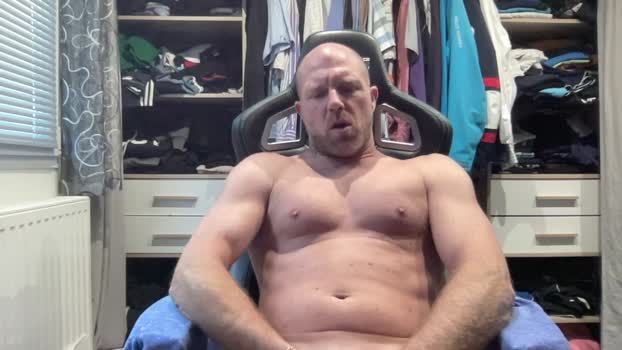 xxxironggxxx gay Webcam SHOW @ Cam4 14-10-2025