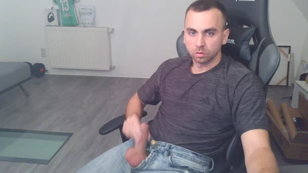 Jeansjunge96 skinny Webcam SHOW @ Cam4 17-10-2025