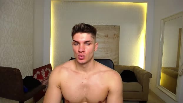 MaxKaidenn kiss Webcam SHOW @ Cam4 17-10-2025