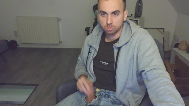 Jeansjunge96 twink Webcam SHOW @ Cam4 18-10-2025