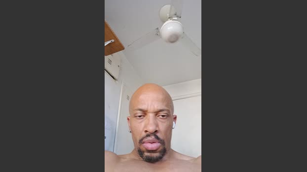Negro1000sexy Video Webcam SHOW @ Cam4 17-10-2025