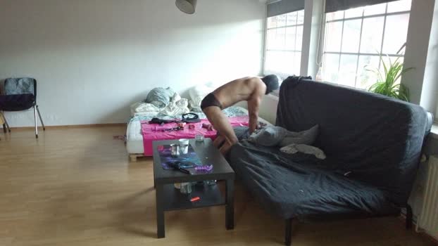 hotboy7005 play Webcam SHOW @ Cam4 17-10-2025