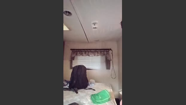 Littleguy25 fuckher Webcam SHOW @ Cam4 18-10-2025
