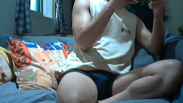 howhow22 play Webcam SHOW @ Cam4 20-10-2025