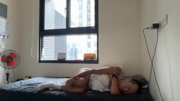 jiluncai legs Webcam SHOW @ Cam4 20-10-2025