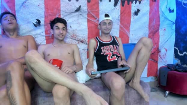 Juicy_Creww jerkoff Webcam SHOW @ Cam4 20-10-2025