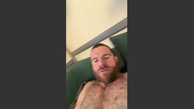 Bighairytopping gay Webcam SHOW @ Cam4 22-10-2025