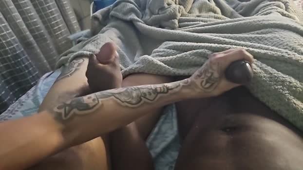 EnzoNovinho twink Webcam SHOW @ Cam4 24-10-2025