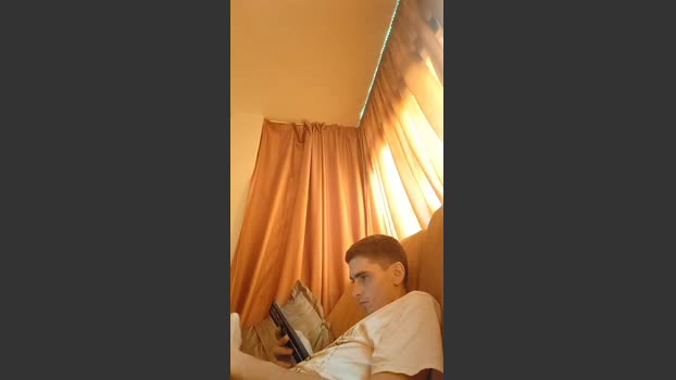 albertillo2 kiss Webcam SHOW @ Cam4 24-10-2025