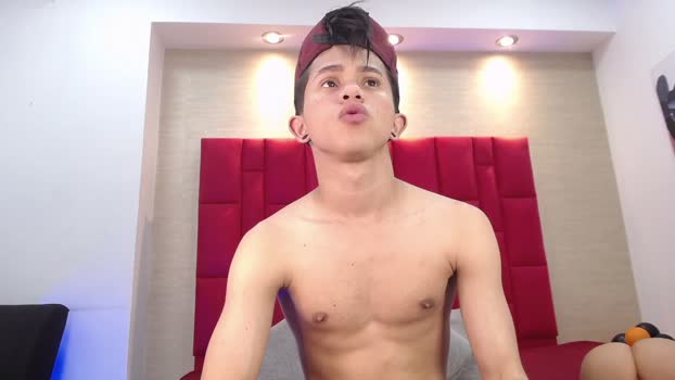 DannySantoro bigballs Webcam SHOW @ Cam4 24-10-2025