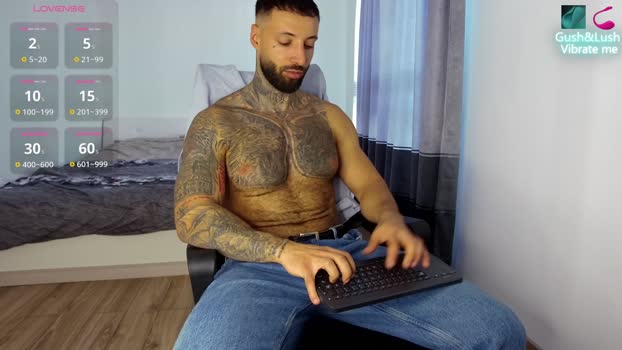 MaculineGuy69 fuckhard Webcam SHOW @ Cam4 25-10-2025