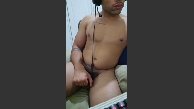 Goldenzin jerking Webcam SHOW @ Cam4 26-10-2025