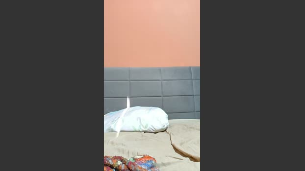 Van_aquino wank Webcam SHOW @ Cam4 27-10-2025