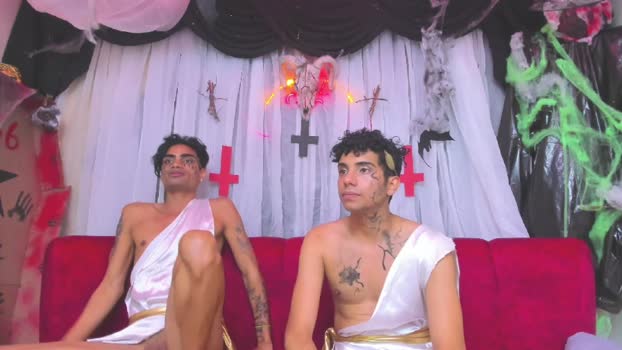 HuntBoyss gay Webcam SHOW @ Cam4 29-10-2025