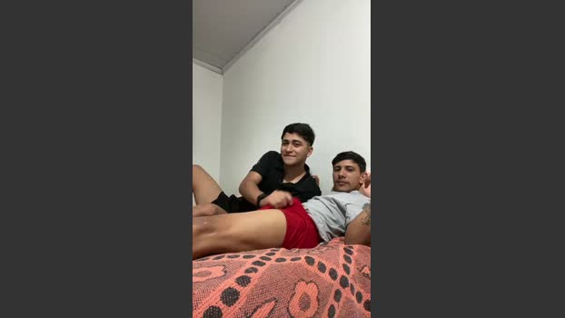 Tavinh067 Ass Webcam SHOW @ Cam4 29-10-2025