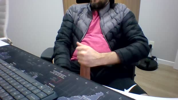 mateuskuera naked Webcam SHOW @ Cam4 28-10-2025