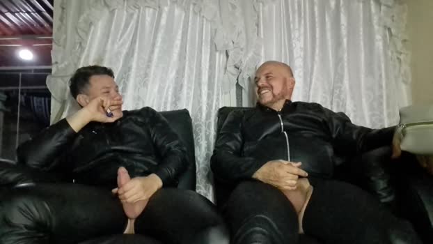 simon_and_dav1d suck Webcam SHOW @ Cam4 31-10-2025
