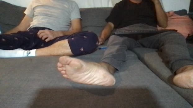 twoferinds2 handsome Webcam SHOW @ Cam4 30-10-2025
