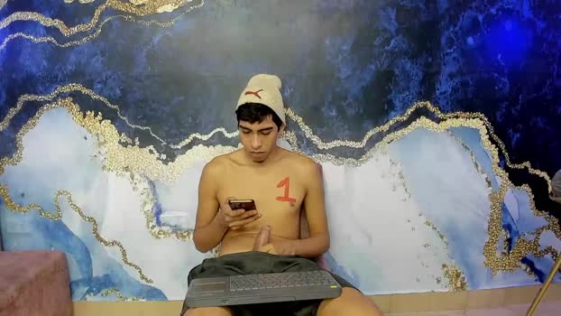 Juicy_Creww Naked Webcam SHOW @ Cam4 02-11-2025