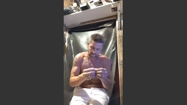 richie00731 bicurious Webcam SHOW @ Cam4 03-11-2025