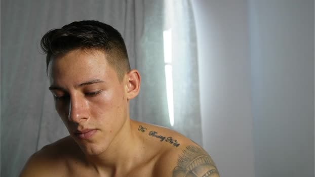 Latino_Milk_99 kissing Webcam SHOW @ Cam4 03-11-2025