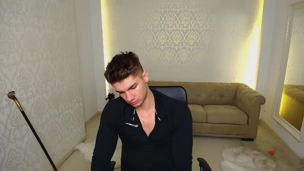 MaxKaidenn wank Webcam SHOW @ Cam4 04-11-2025