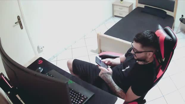 AlbanianFker21 gay Webcam SHOW @ Cam4 04-11-2025